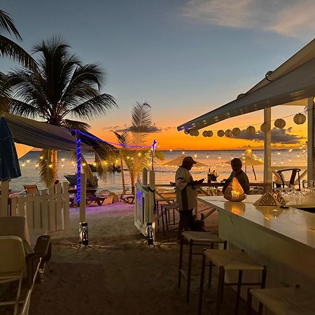 Casa Rosada Beach Front Мано-Хуан Экстерьер фото